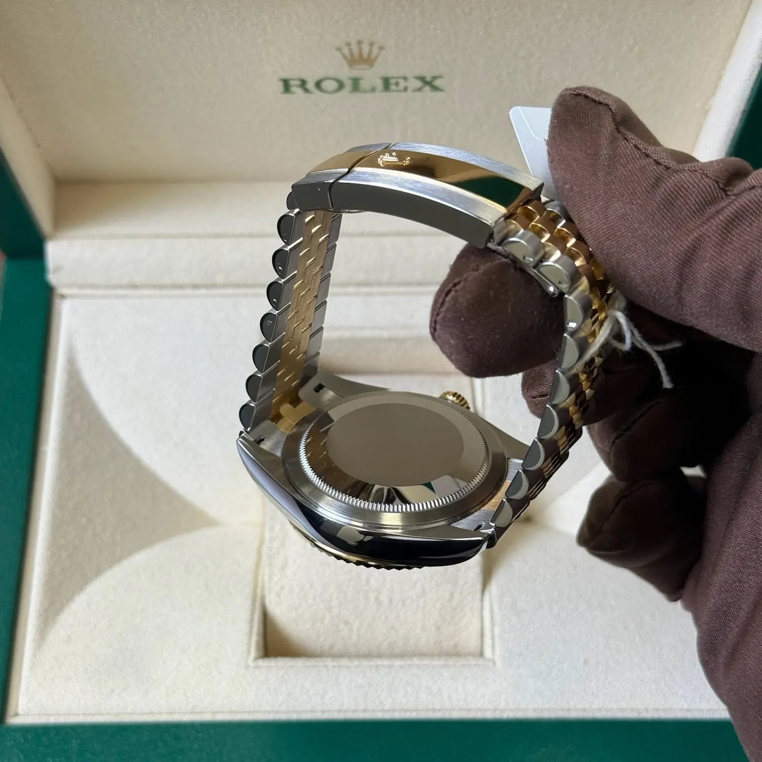 2025 Rolex Skydweller 42 Black Dial / 336933 / Two Tone Yellow Gold / Brand New & Unworn / Box & Papers Just Watch It