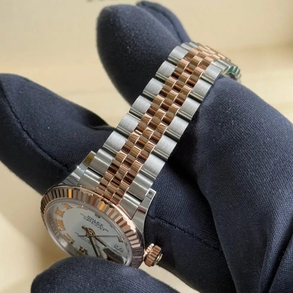 2025 Rolex Lady Datejust 28 White Dial with Roman Numerals / 279171  / Two Tone Rose Gold & Steel / Brand New & Unworn - Just Watch It
