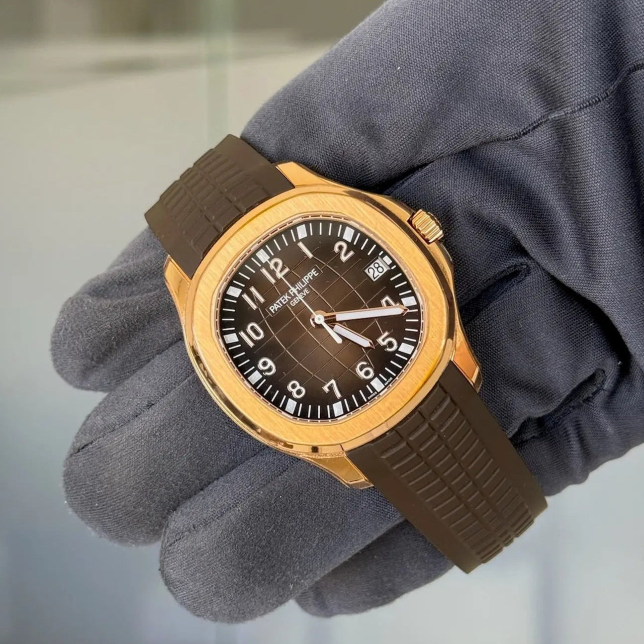 2022 Patek Philippe Aquanaut / 5167R-001 / Rose Gold with Brown Dial on Rubber Strap / Like New - Just Watch It