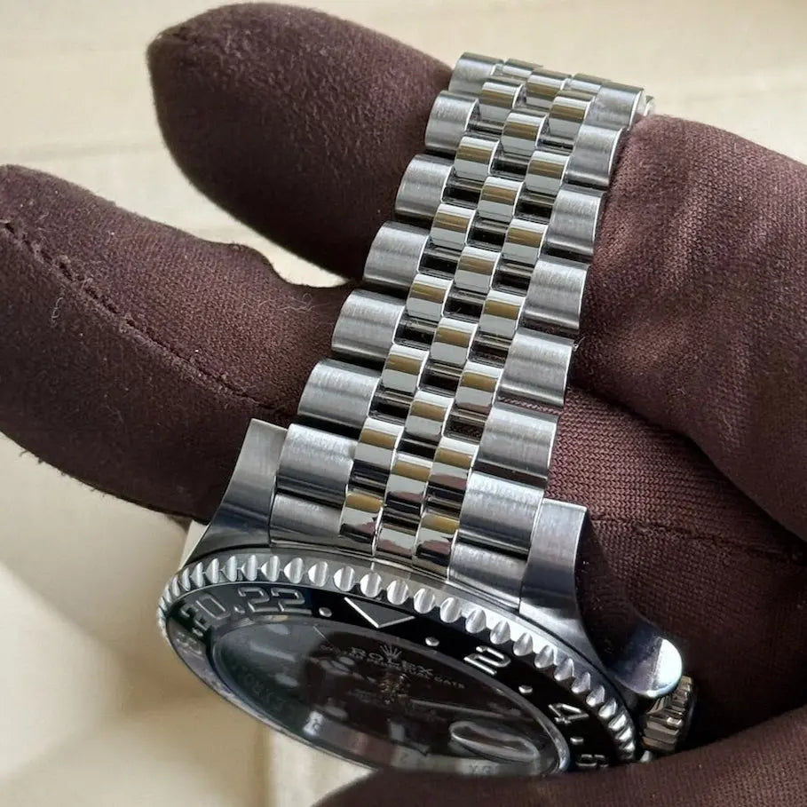 2025 GMT Master II 'Batgirl' / 126710BLNR / Steel / Jubilee Band / Brand New & Unworn / Box & Papers Just Watch It
