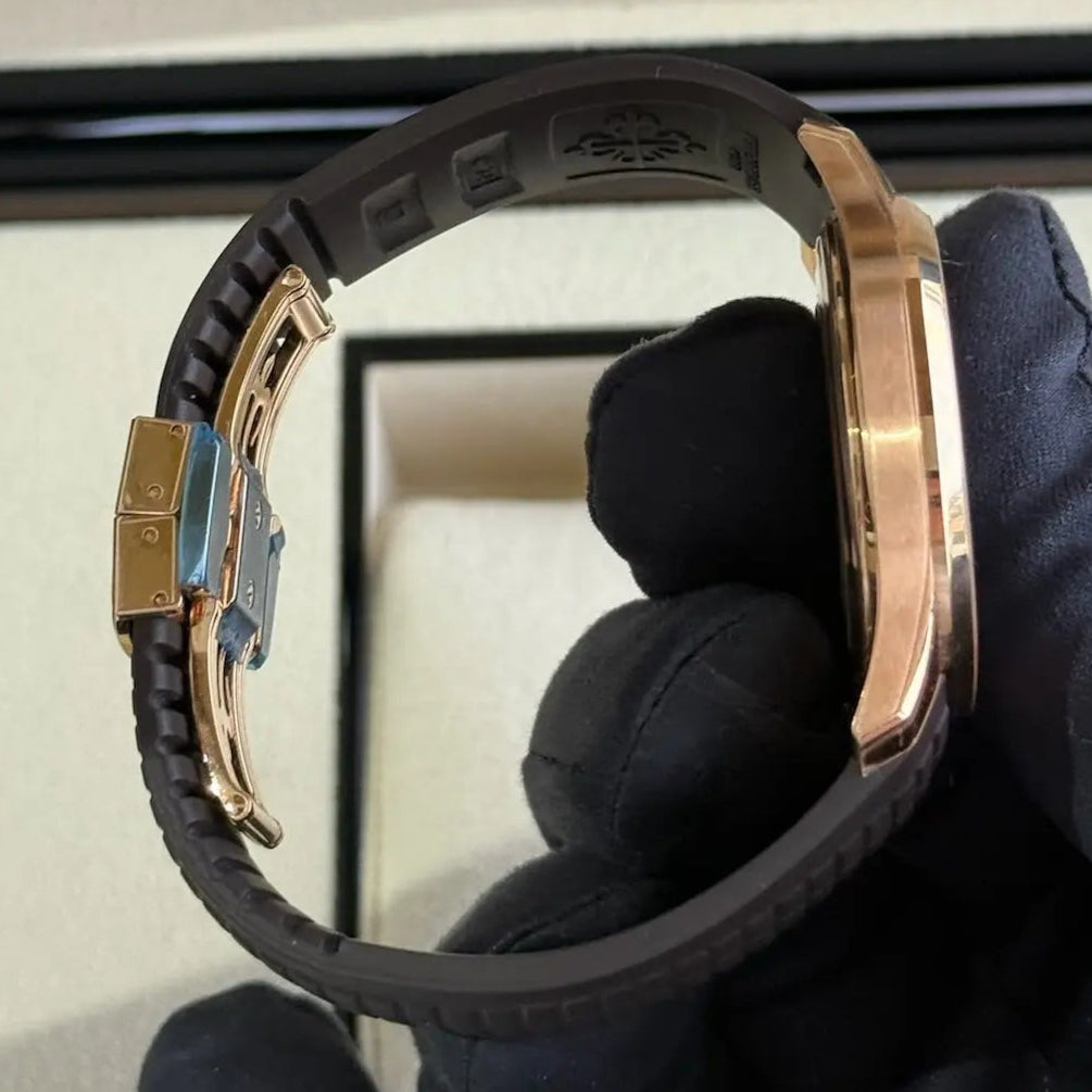 2021 Patek Philippe Aquanaut / 5167R / Rose Gold with Brown Rubber strap / Like New - Just Watch It