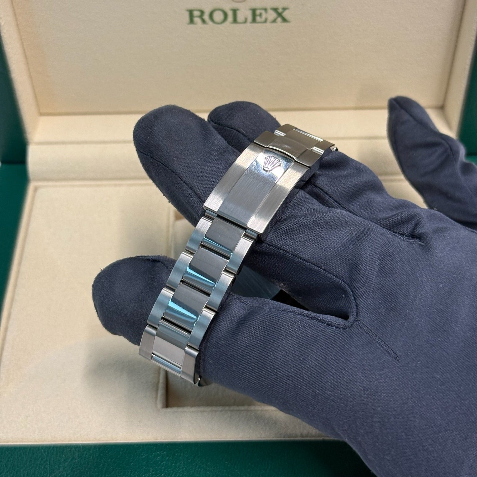 2023 Rolex Datejust 41 Mint Green 126334 / Oyster Band / Mint Condition / Box & Papers Just Watch It
