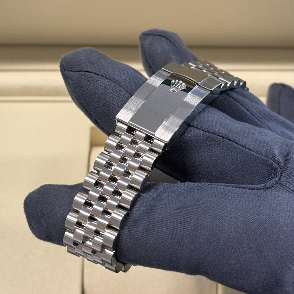 2026 Rolex Datejust 36 Mint Green 126234 / Steel / Brand New & Unworn / Box & Papers Just Watch It