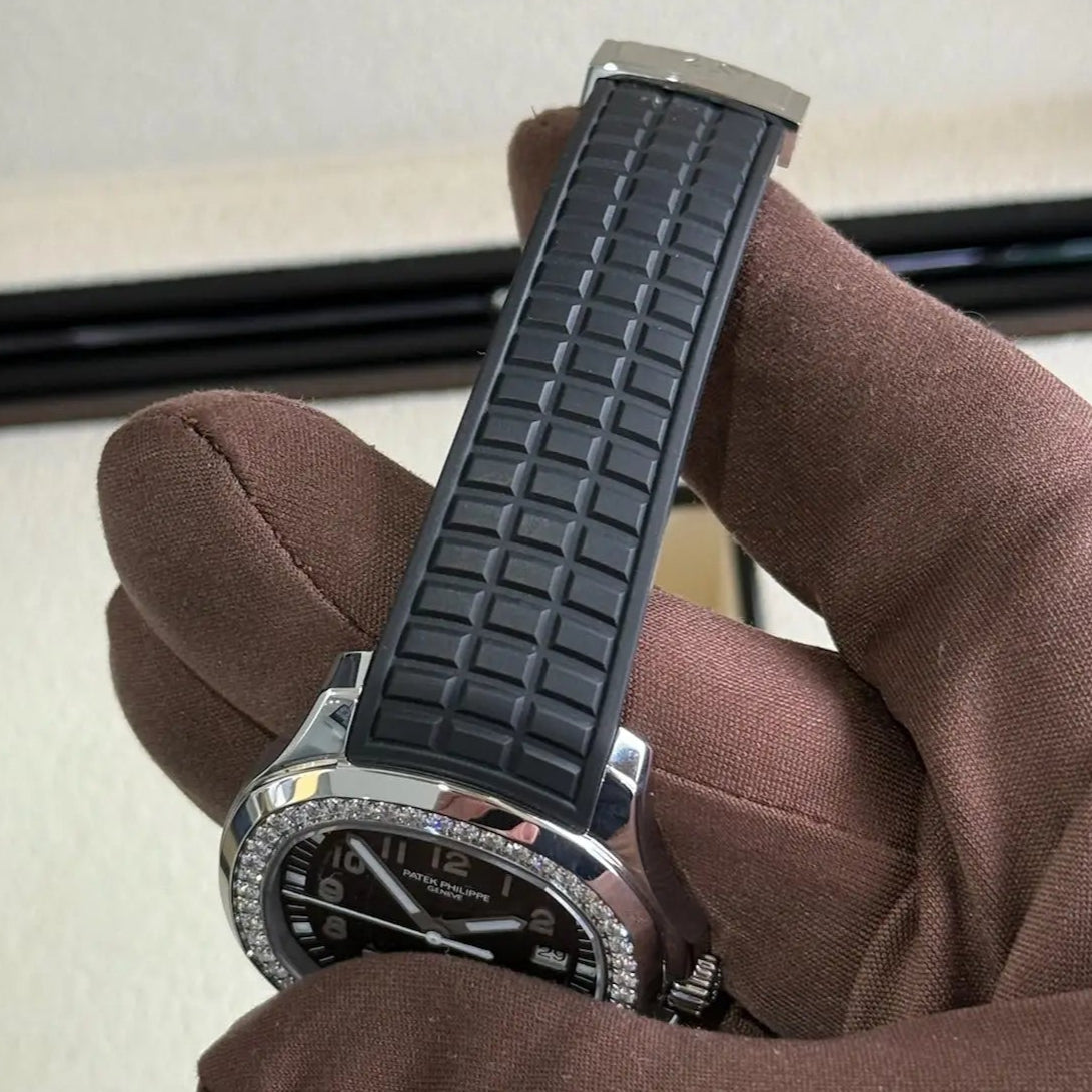 2022 Patek Philippe 5267/200A-001 / Steel / Black Dial / Factory Diamond Bezel / Black Rubber strap Just Watch It