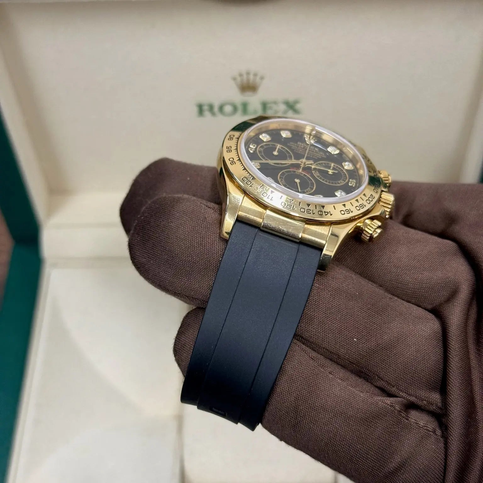 2001 Rolex Cosmograph Daytona Black Diamond Dial / 116518 / Yellow Gold on Rubber Strap / Mint Condition / Box & Papers Just Watch It