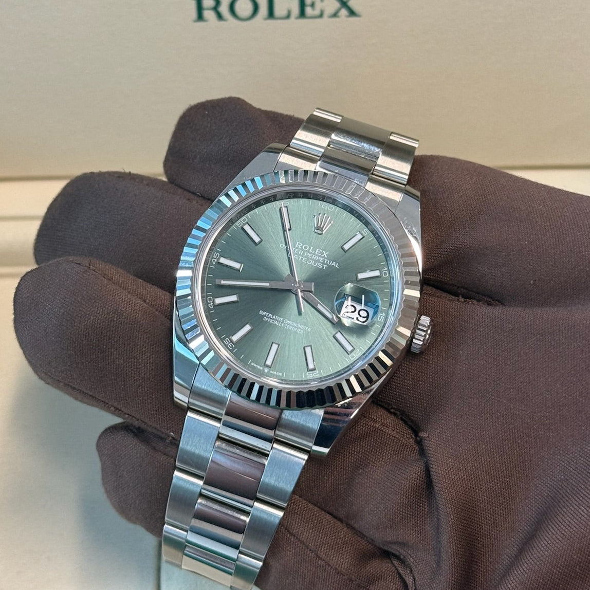 2025 Rolex Datejust 41 Mint Green / Steel / Mint Condition / Box & Papers Just Watch It