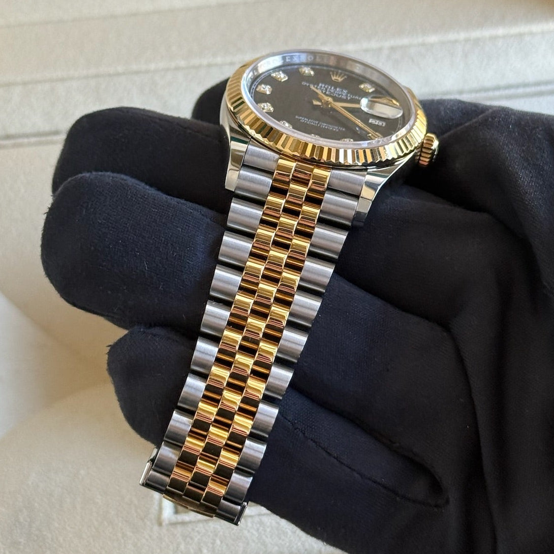 2025 Rolex Datejust 36 Black Diamond Dial / 126233 / Two Tone Yellow Gold / Brand New & Unworn Just Watch It