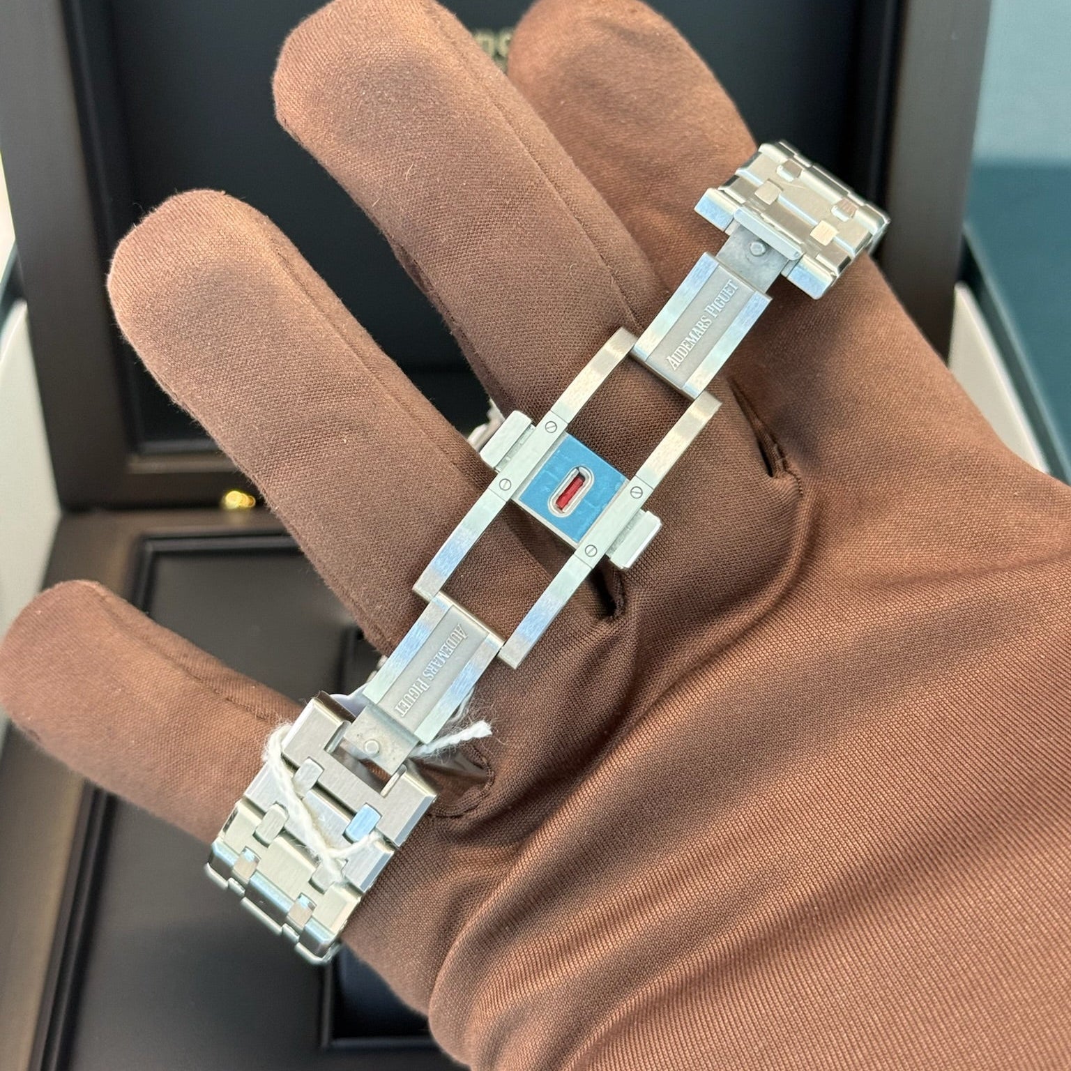 2021 Audemars Piguet Royal Oak Chronograph Black Dial 26331ST / 41mm / Stainless Steel / Mint Condition / Box & Papers Just Watch It