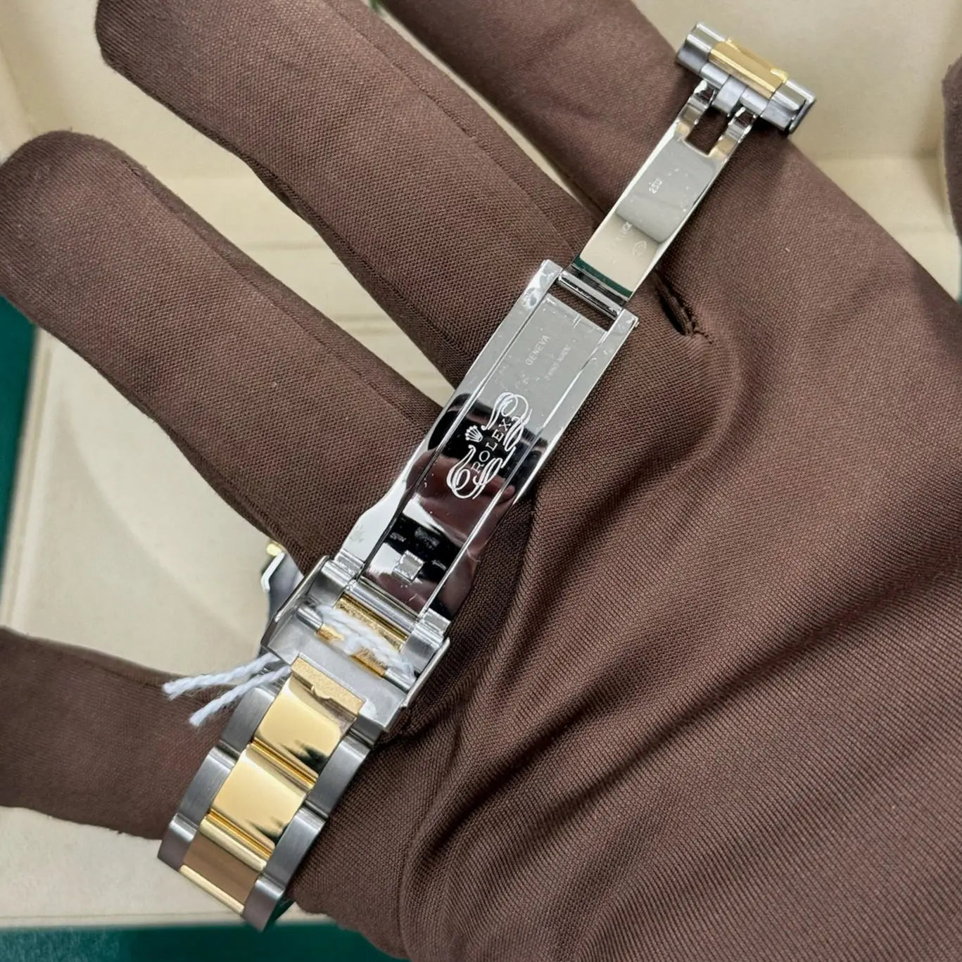 2016 GMT Master II ‘Green Arrow’ / 116713LN / Yellow Gold & Steel / Mint Condition / Box & Papers Just Watch It