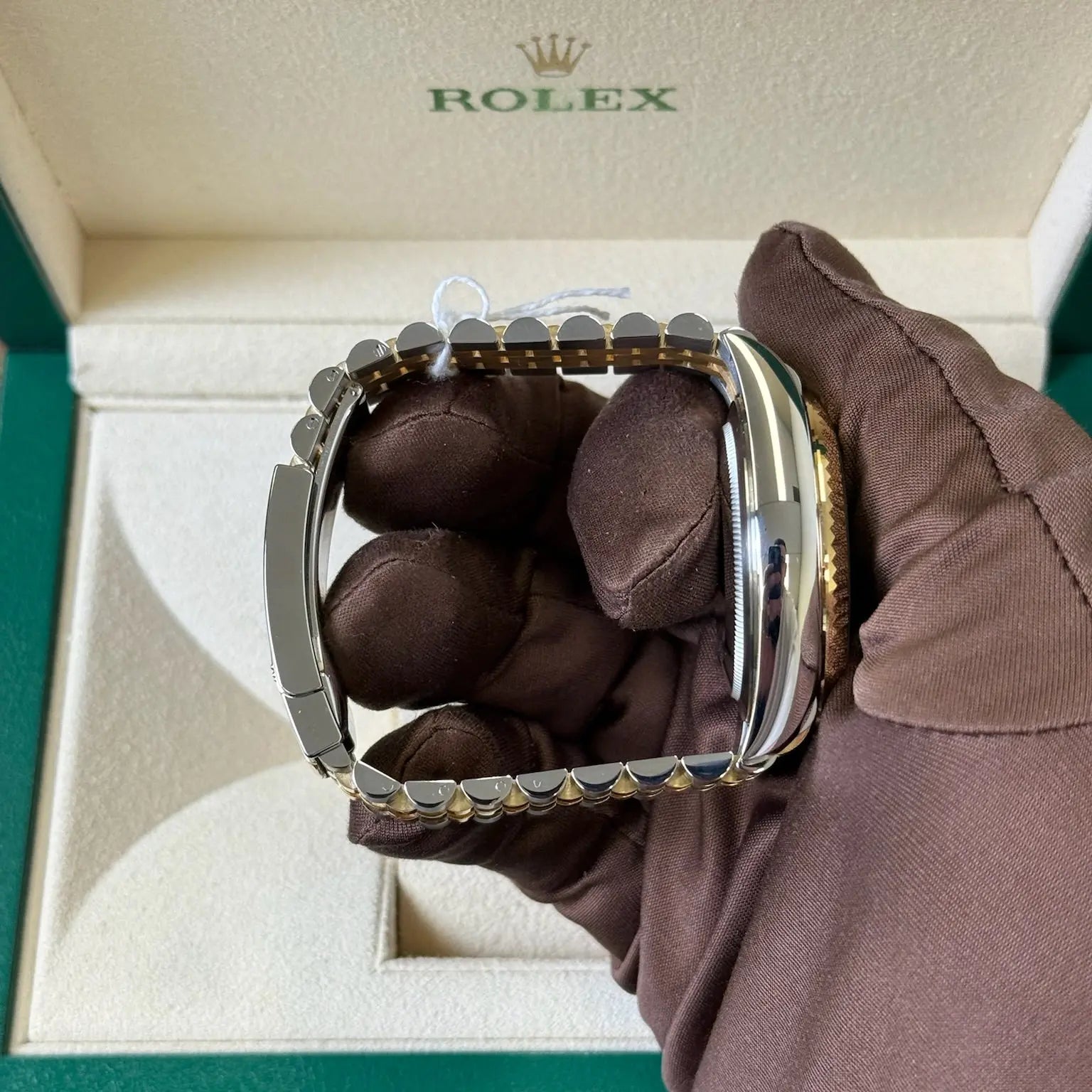 2025 Rolex Skydweller 42 Black Dial / 336933 / Two Tone Yellow Gold / Brand New & Unworn / Box & Papers Just Watch It