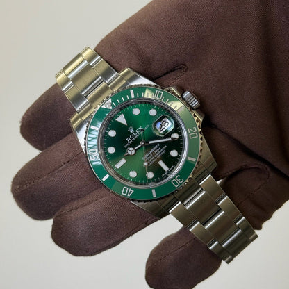 2019 Rolex Submariner Date 'Hulk' / 116610LV / Steel / Mint Condition / Box & Papers Just Watch It