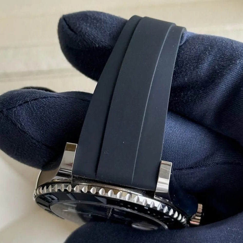 2023 Yacht-Master 42 Black Dial / 226659 / 18ct White Gold Oysterflex / 42mm / Mint Condition Just Watch It