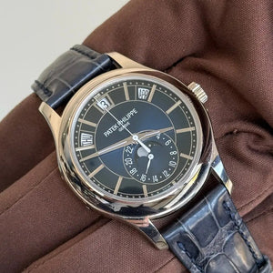 2022 Patek Philippe Complications Annual Calendar / 5205G / Blue Dial / 40mm / Alligator Strap / White Gold / Like New
