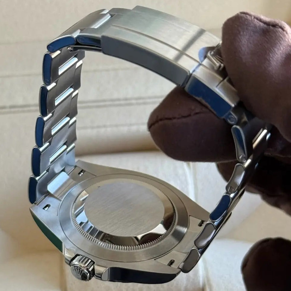 2024 Rolex Oyster Perpetual Air-King / 126900 / Oystersteel / 40mm / Brand New & Unworn Just Watch It