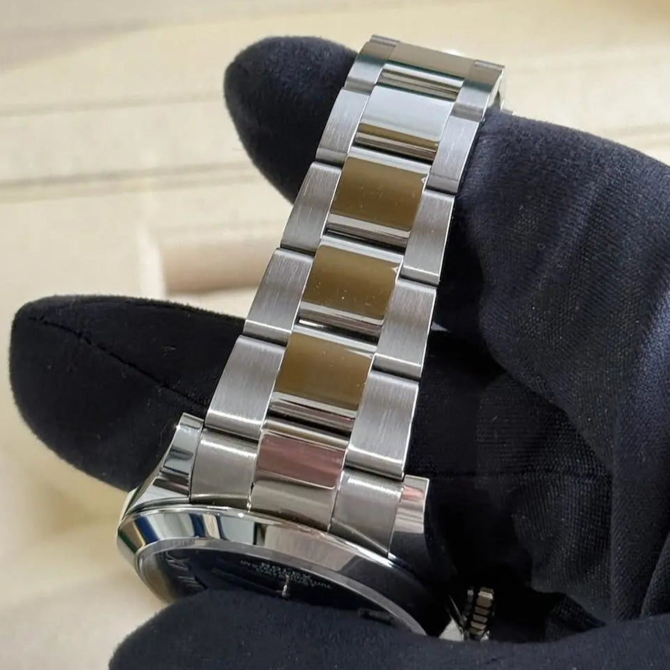2025 Rolex Datejust 41 Blue Roman Dial / 126300 / 41mm / Oyster Bracelet / Like New / Box & Papers Just Watch It