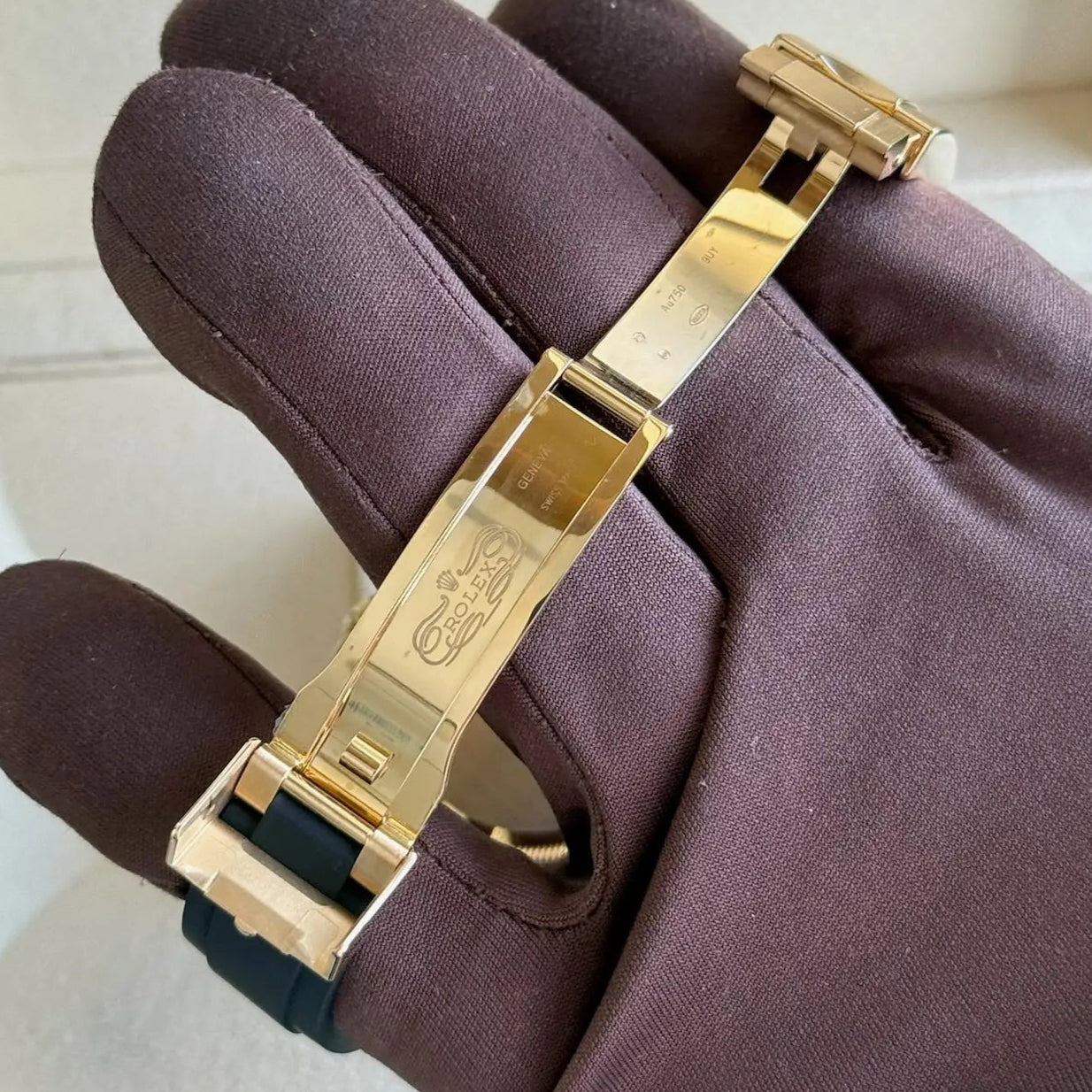 2024 Rolex Daytona Cosmograph ‘Pikachu’ / 126518LN / Yellow Gold on Rubber Strap / 40mm / Brand New & Unworn - Just Watch It