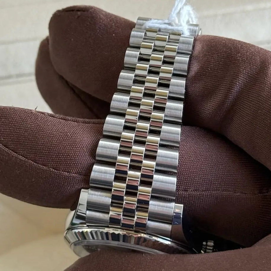 2025 Rolex Datejust 36 Pink Roman Diamond Dial / 126234 / Jubilee Band / Steel / Brand New & Unworn Just Watch It