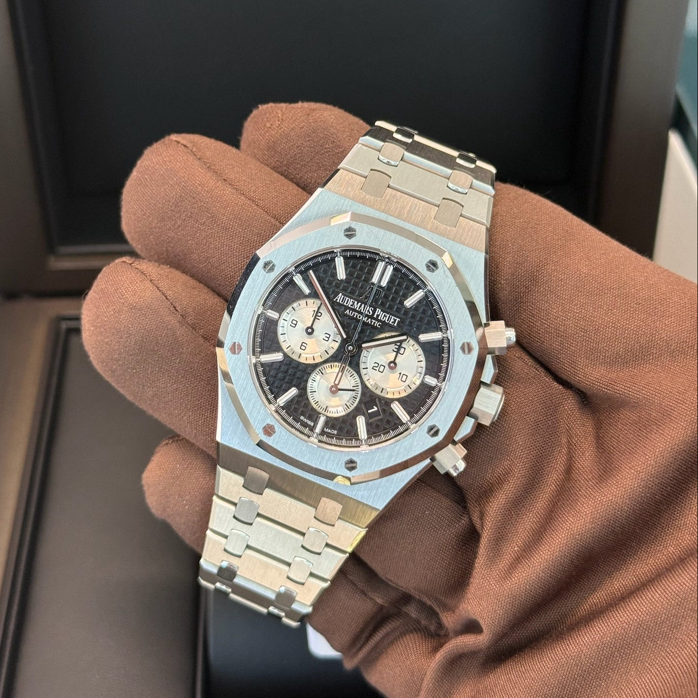 2021 Audemars Piguet Royal Oak Chronograph Black Dial 26331ST / 41mm / Stainless Steel / Mint Condition / Box & Papers Just Watch It