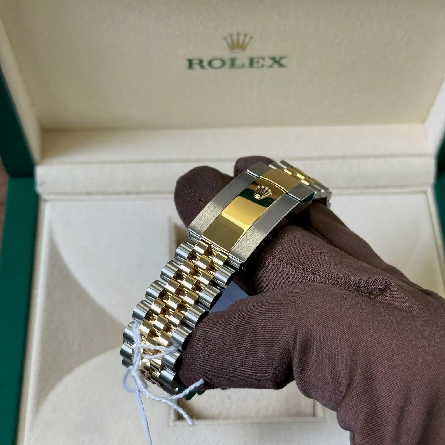 2025 Rolex Skydweller 42 Black Dial / 336933 / Two Tone Yellow Gold / Brand New & Unworn / Box & Papers Just Watch It
