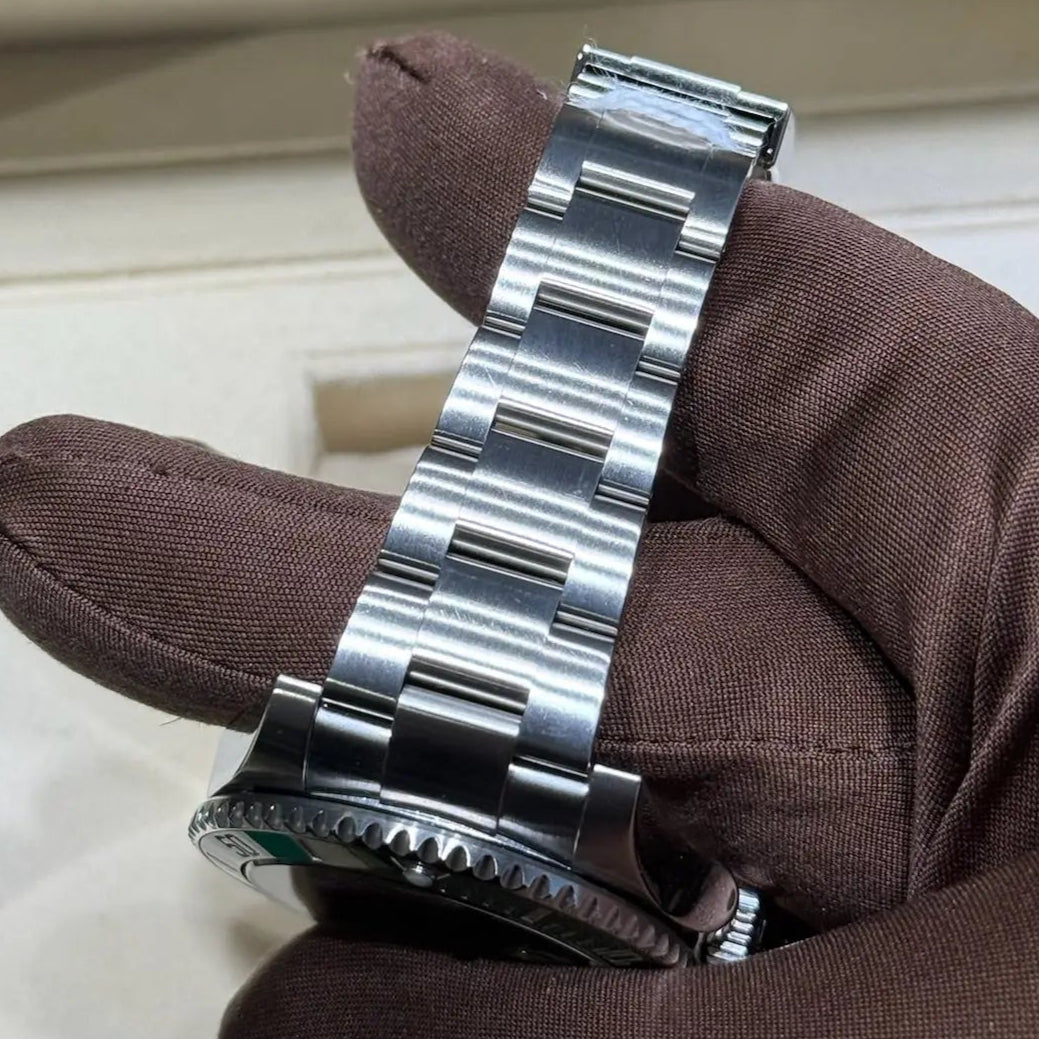 2019 Submariner Date ‘Hulk’ / 116610LV / Steel / Mint Condition Just Watch It
