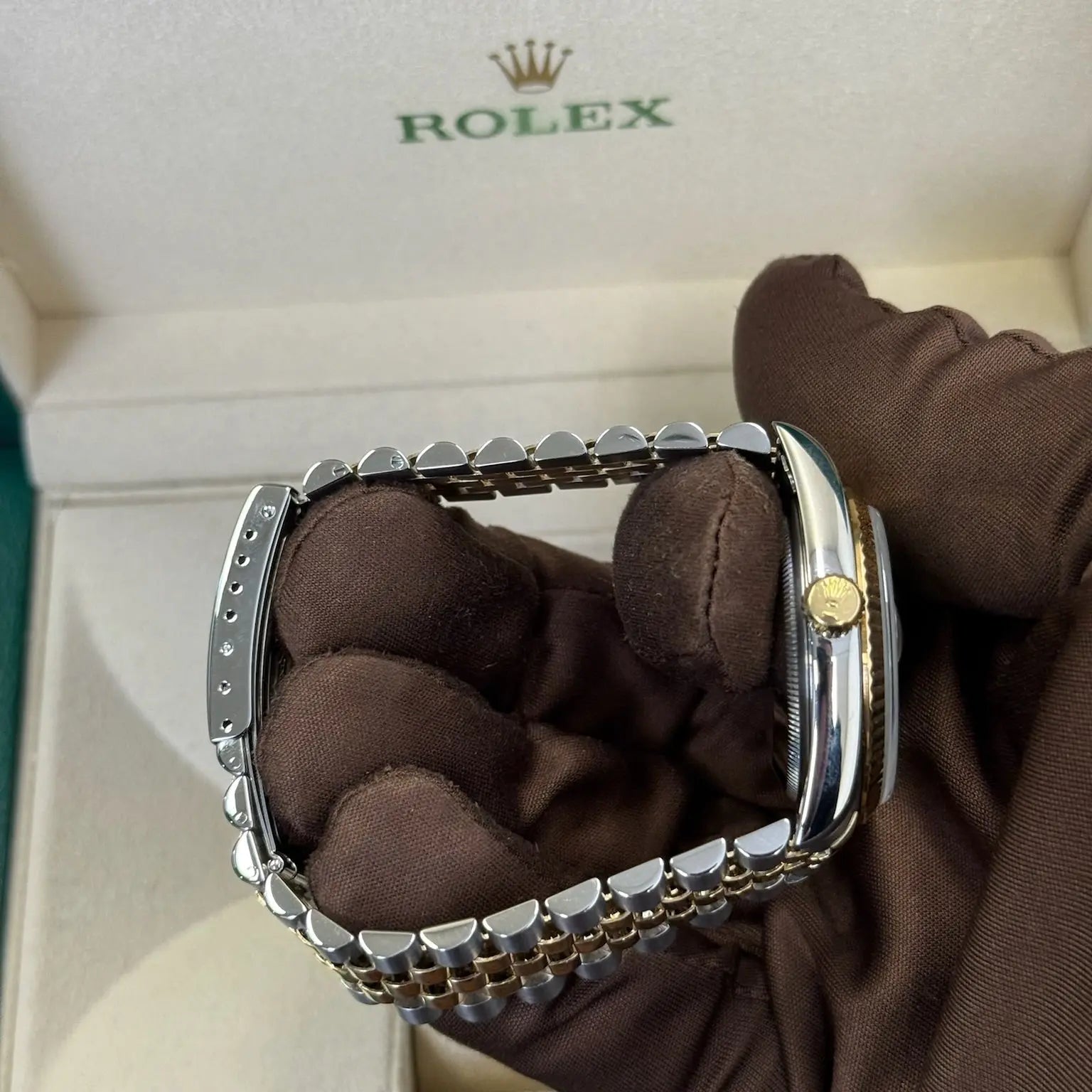 1995 Rolex Datejust 36 Blue Vignette Diamond Dial / 16233 / Two Tone Yellow Gold / Excellent Condition / Watch & Box Only Just Watch It