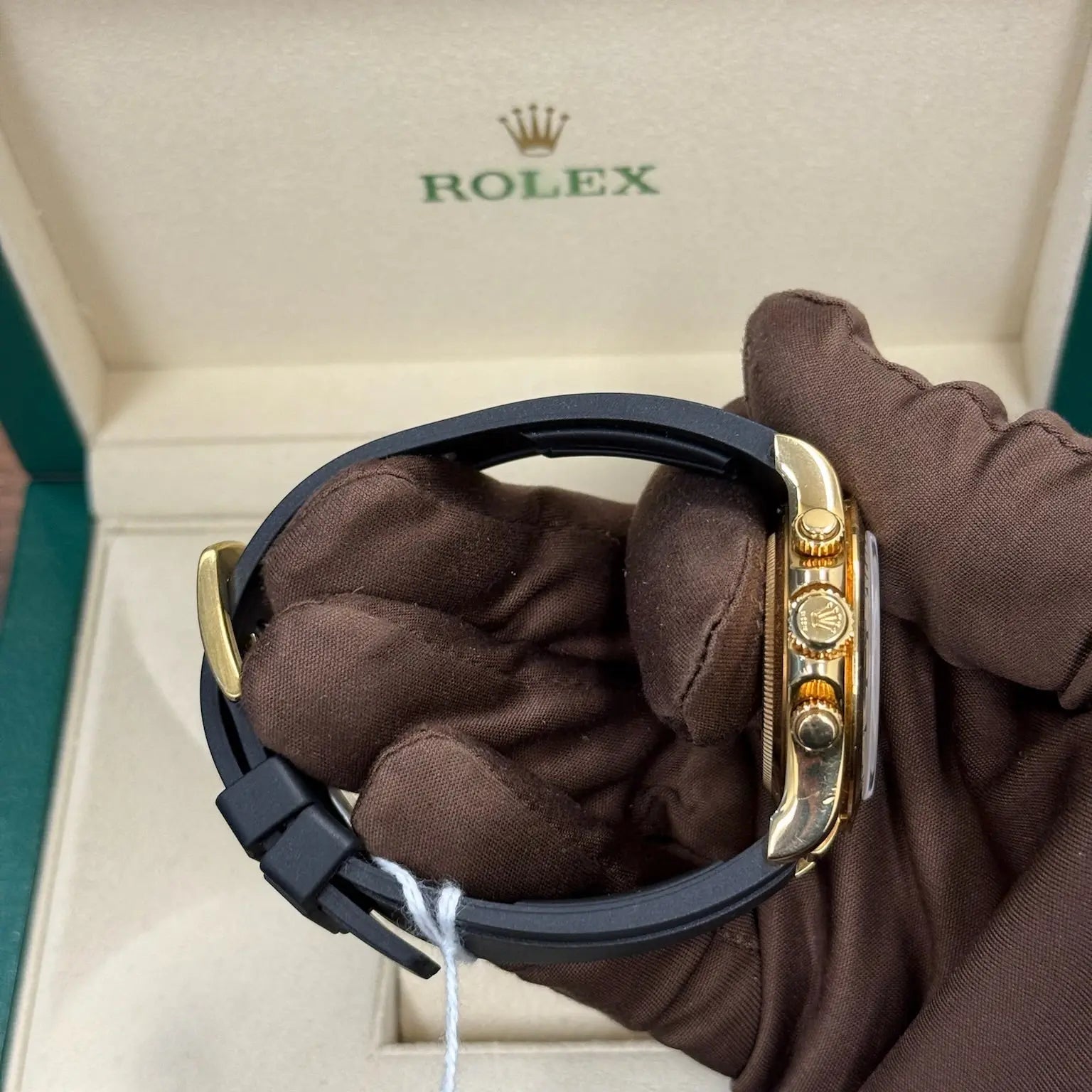 2001 Rolex Cosmograph Daytona Black Diamond Dial / 116518 / Yellow Gold on Rubber Strap / Mint Condition / Box & Papers Just Watch It