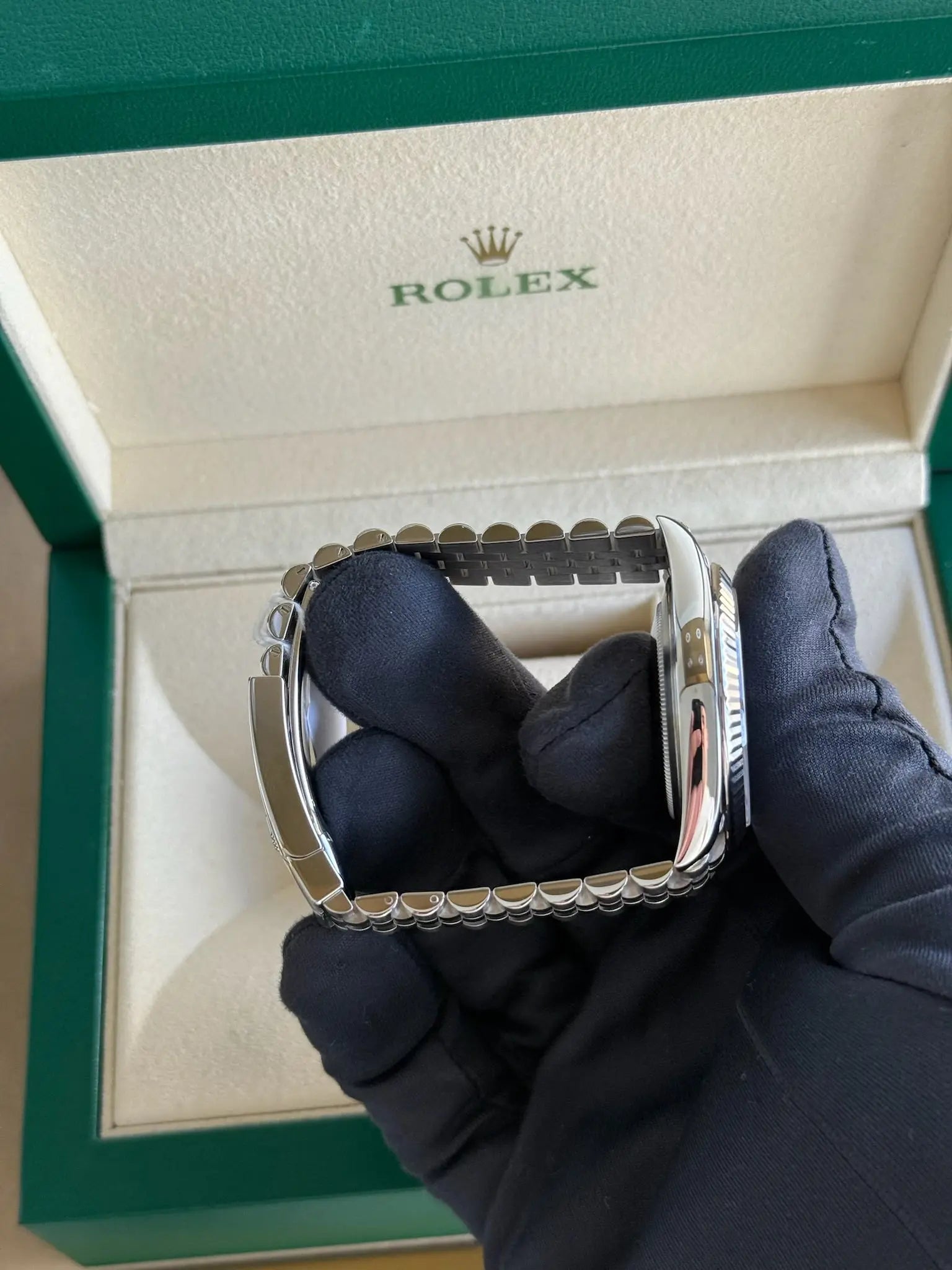 2024 Rolex Datejust 41 Blue Diamond Dial / 126334 / 41mm / Jubilee Band / Like New Just Watch It