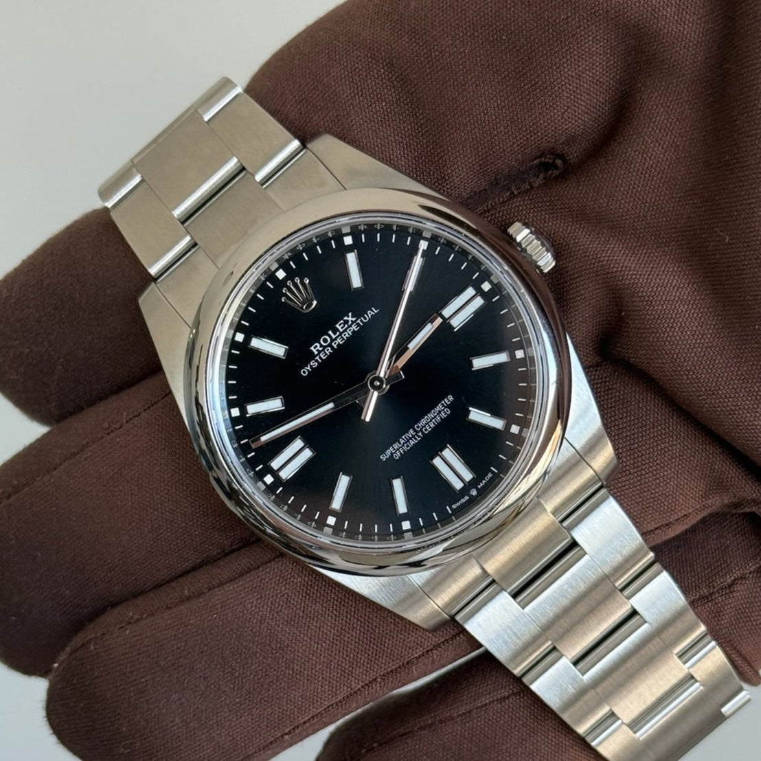 2025 Rolex Oyster Perpetual 41 Black Dial / 124300 / Oyster Bracelet / 41mm / Brand New & Unworn - Just Watch It