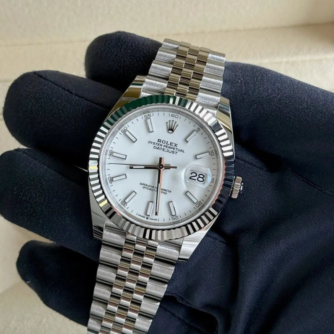 2025 Datejust 41 White Stick Dial / 126334 / Jubilee Bracelet / 41mm / Like New Just Watch It