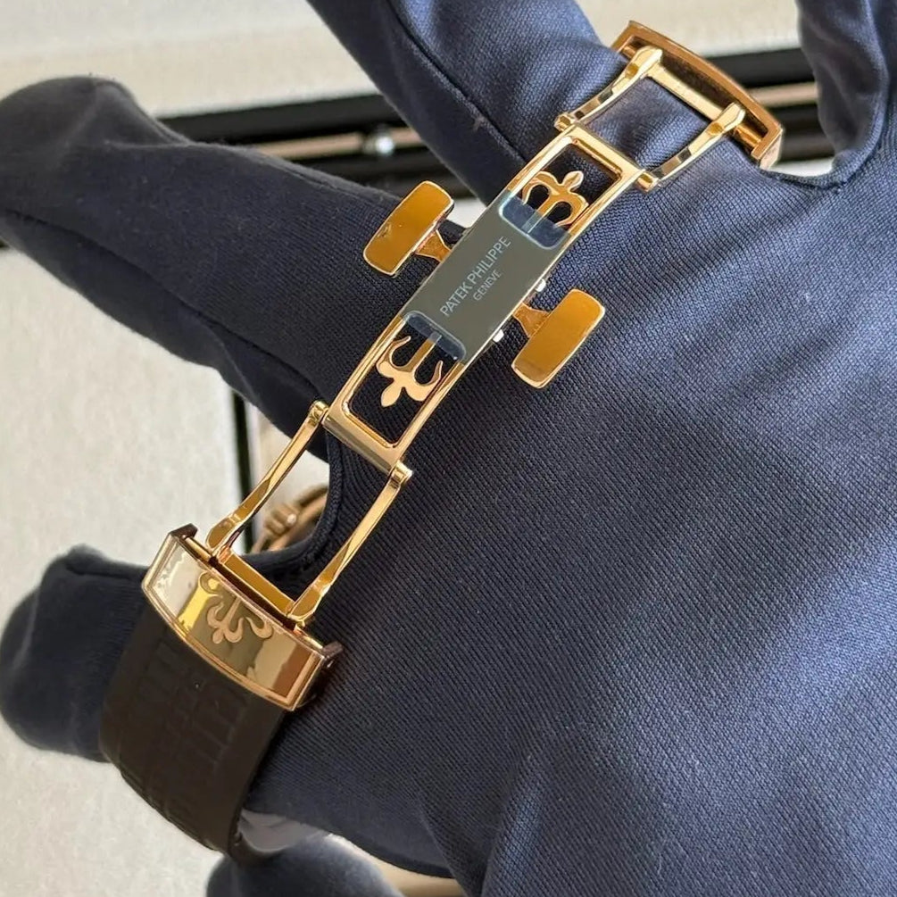 2022 Patek Philippe Aquanaut / 5167R-001 / Rose Gold with Brown Dial on Rubber Strap / Like New - Just Watch It