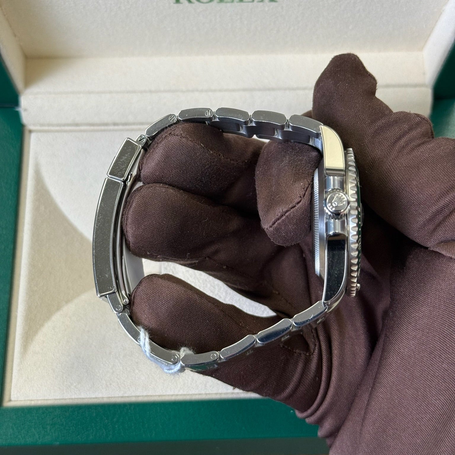 2019 Rolex Submariner Date 'Hulk' / 116610LV / Steel / Mint Condition / Box & Papers Just Watch It