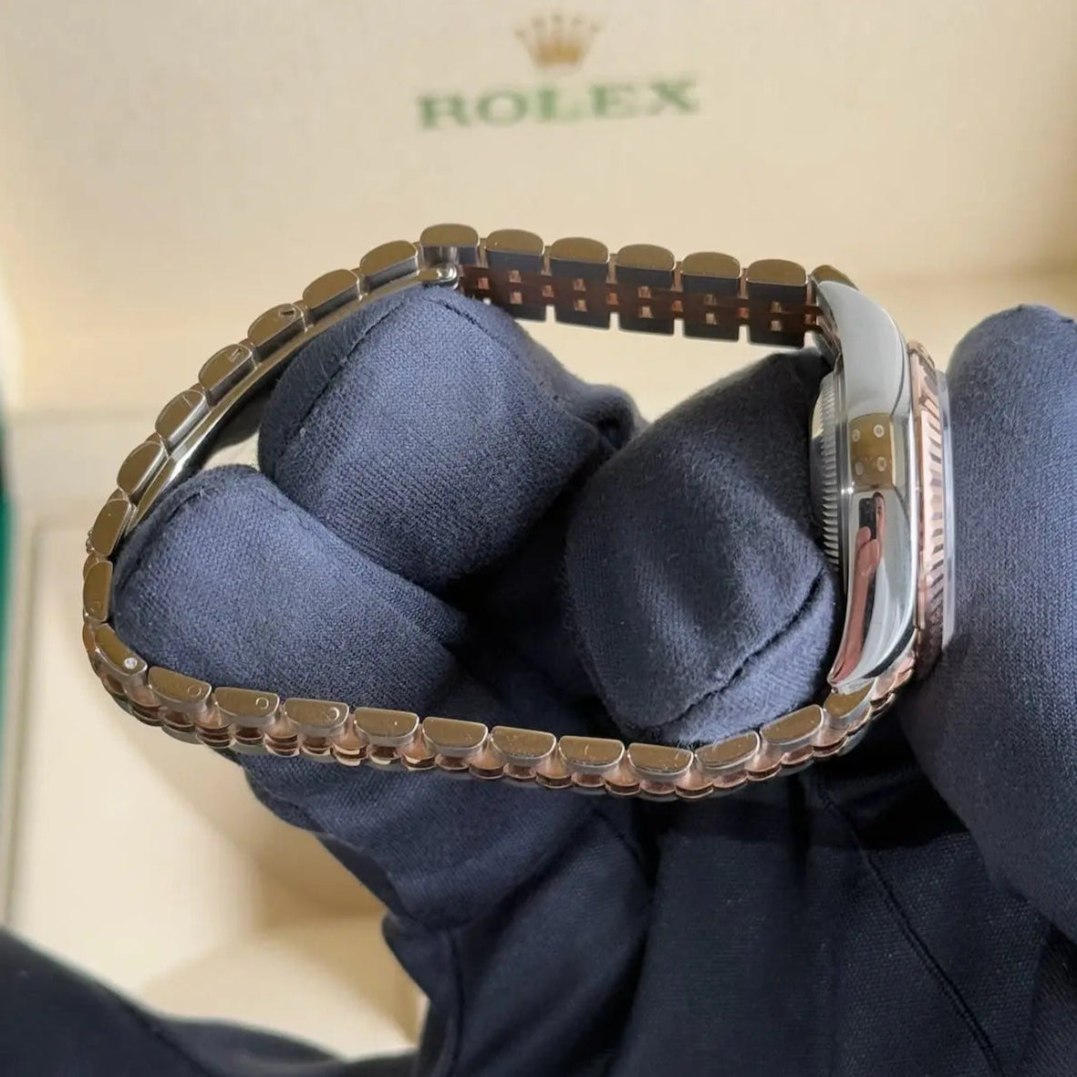 2025 Rolex Lady Datejust 28 White Dial with Roman Numerals / 279171  / Two Tone Rose Gold & Steel / Brand New & Unworn - Just Watch It