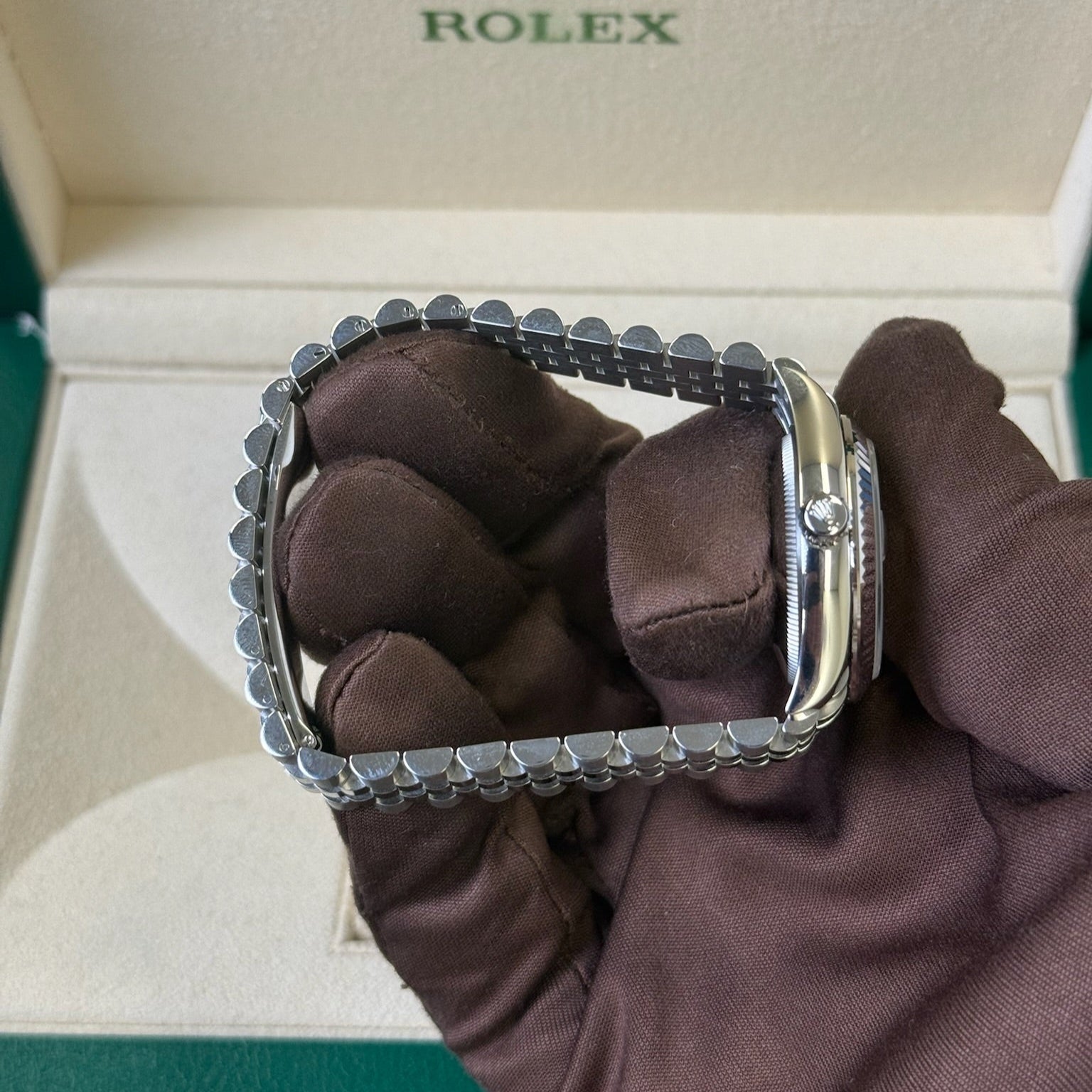 2025 Rolex Datejust 31 Pink Roman Numeral Dial / 278274 / Brand New & Unworn / Box & Papers Just Watch It