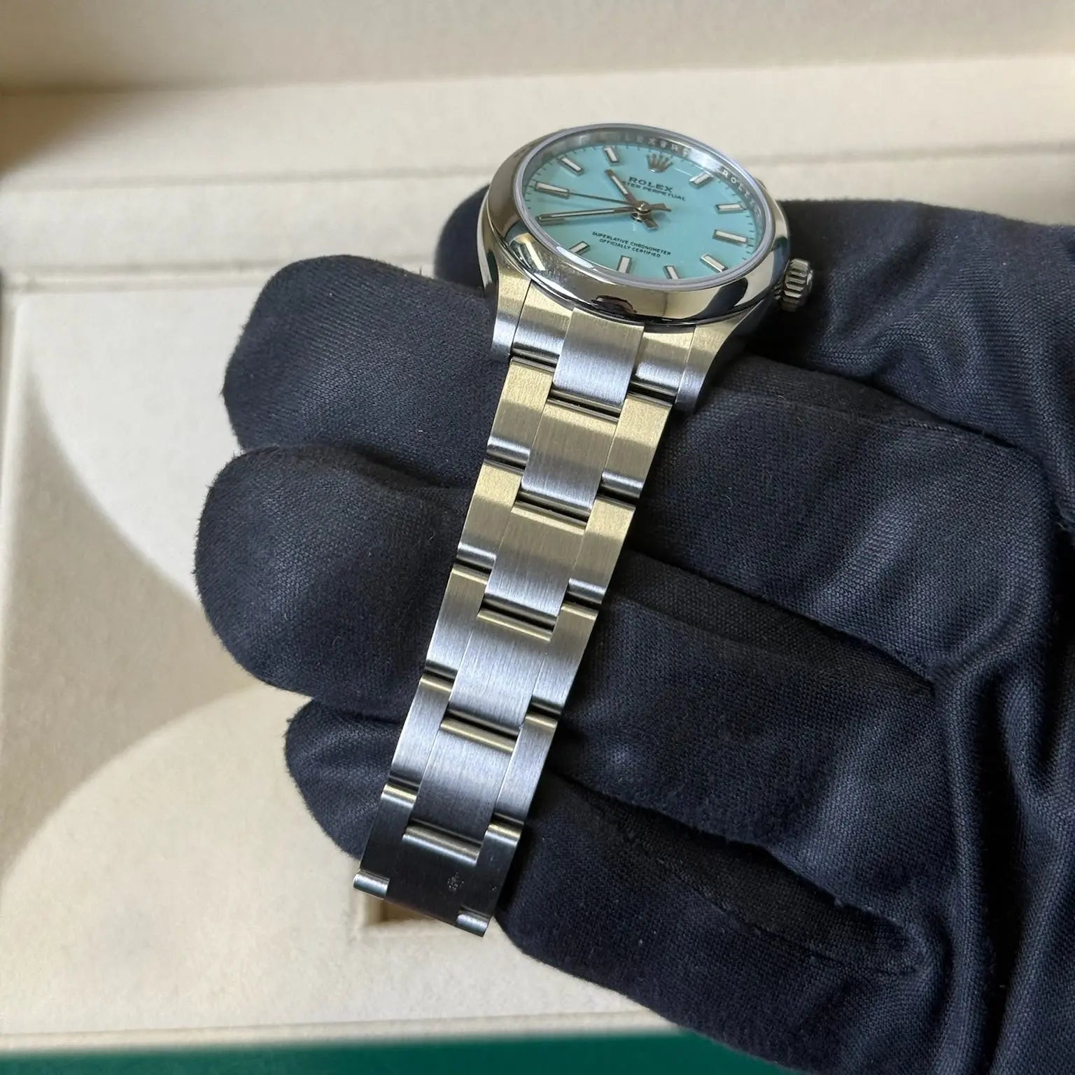 2024 Rolex Oyster Perpetual 31 Tiffany Blue Dial / 227200 / Steel / Like New / Box & Papers Just Watch It