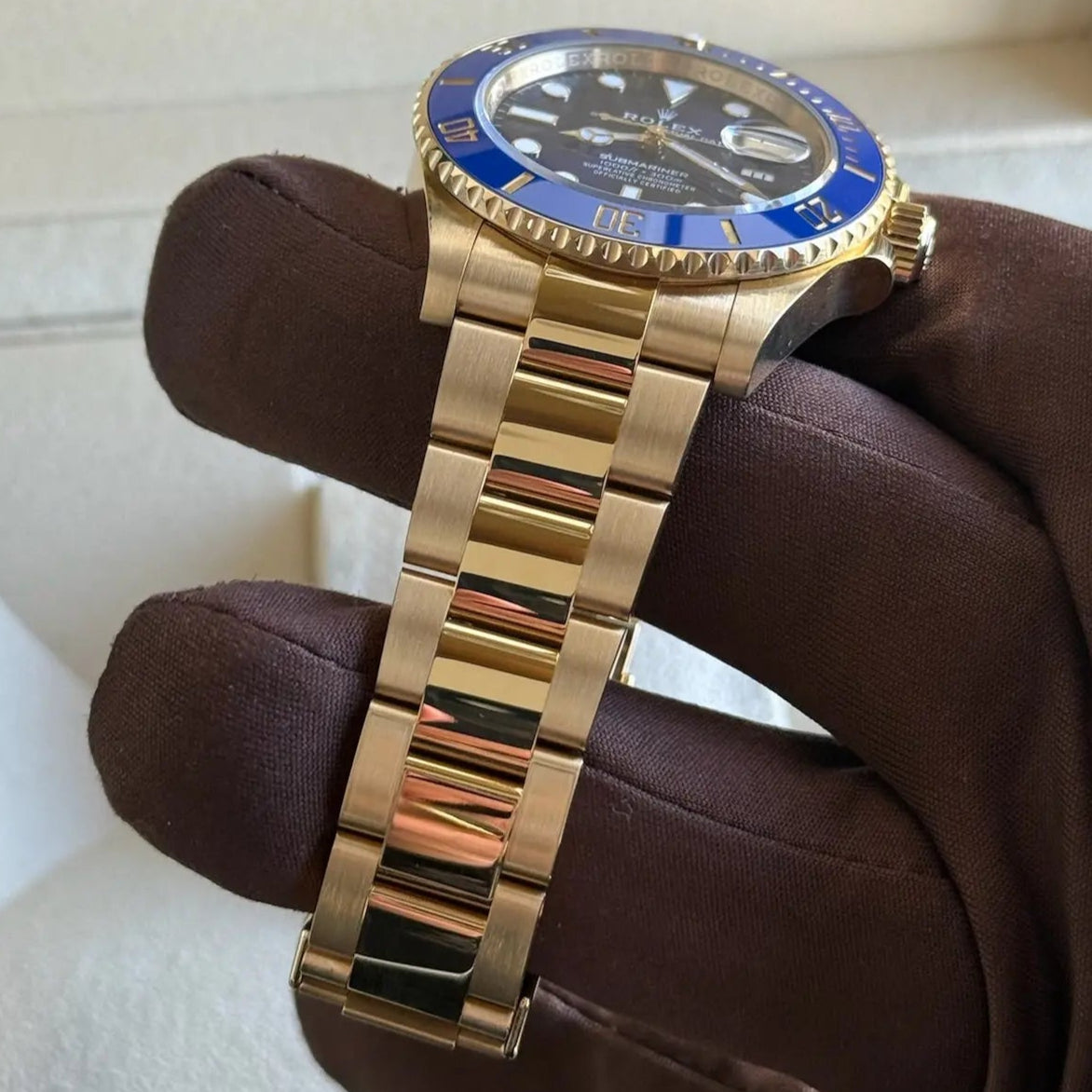 2022 Submariner Date ‘Bluesy’ / 18k Yellow Gold / Mint Condition Just Watch It