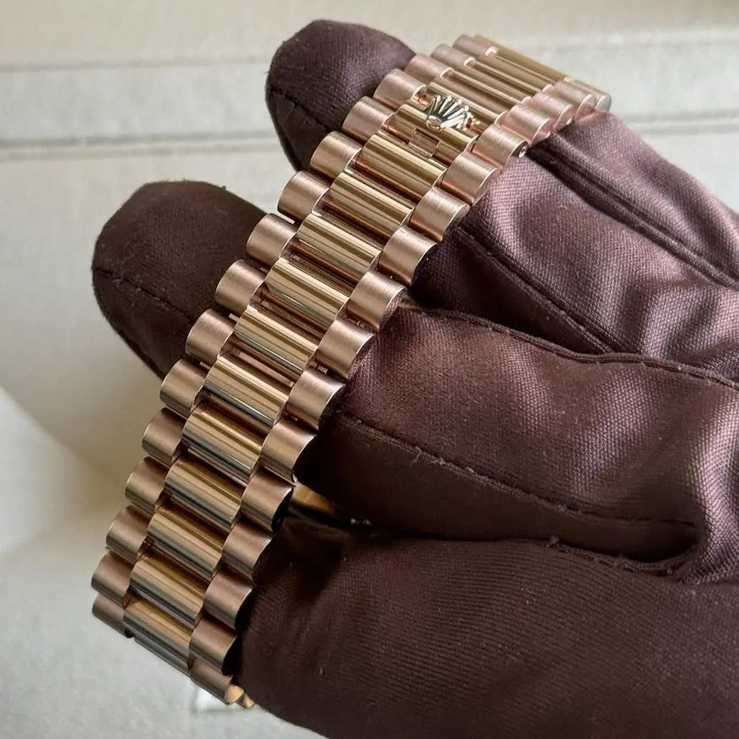 2022 Day Date 40 Olive Dial / 228235 / Rose Gold / Presidential Band / Like New / Box & Papers Just Watch It