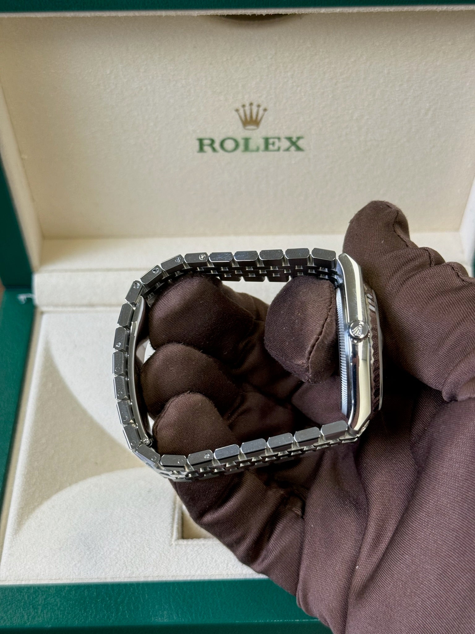 2025 Rolex Land Dweller 36 White Dial / 127234 / Steel / Brand New & Unworn / Box & Papers Just Watch It