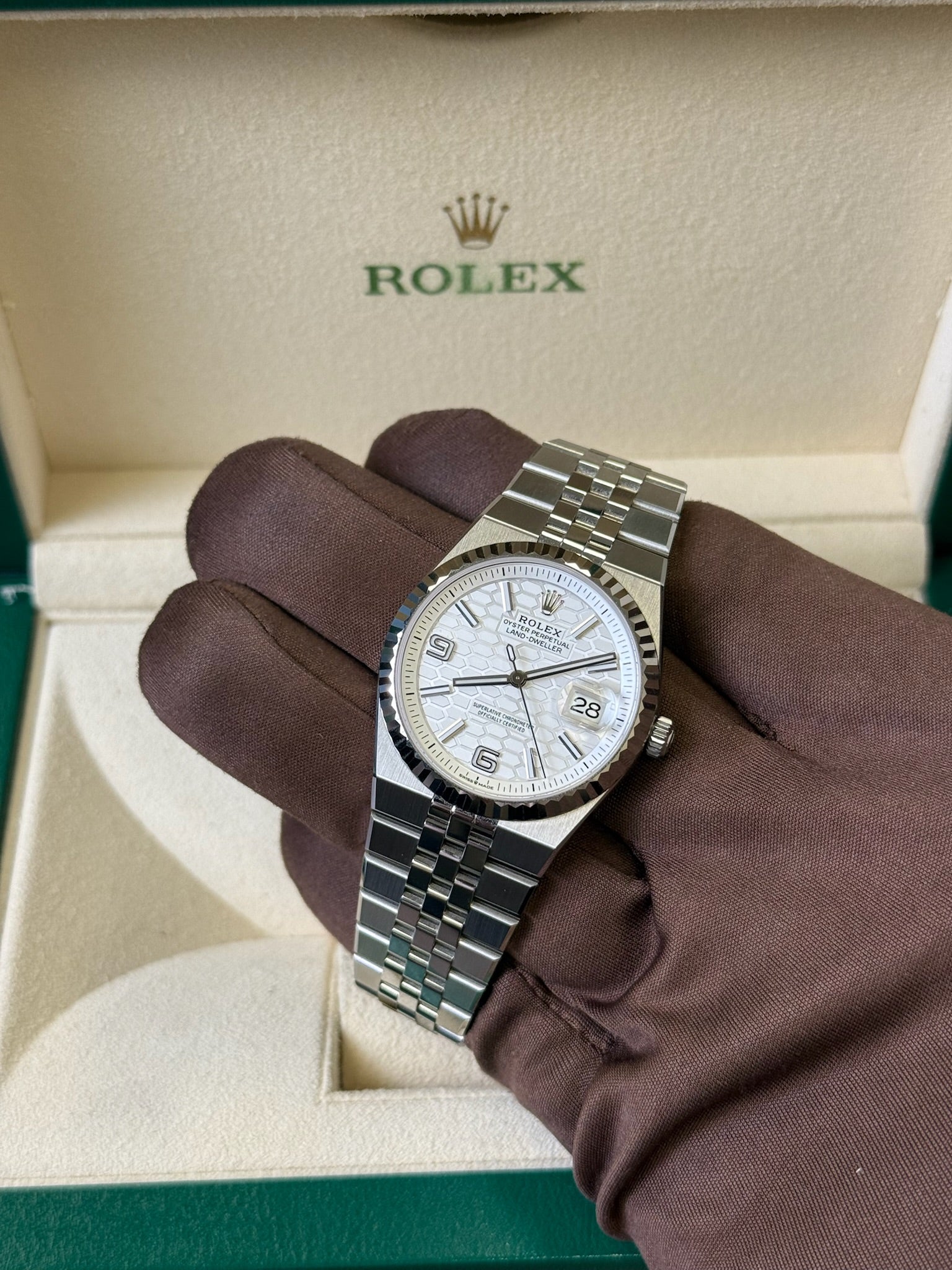 2025 Rolex Land Dweller 36 White Dial / 127234 / Steel / Brand New & Unworn / Box & Papers Just Watch It
