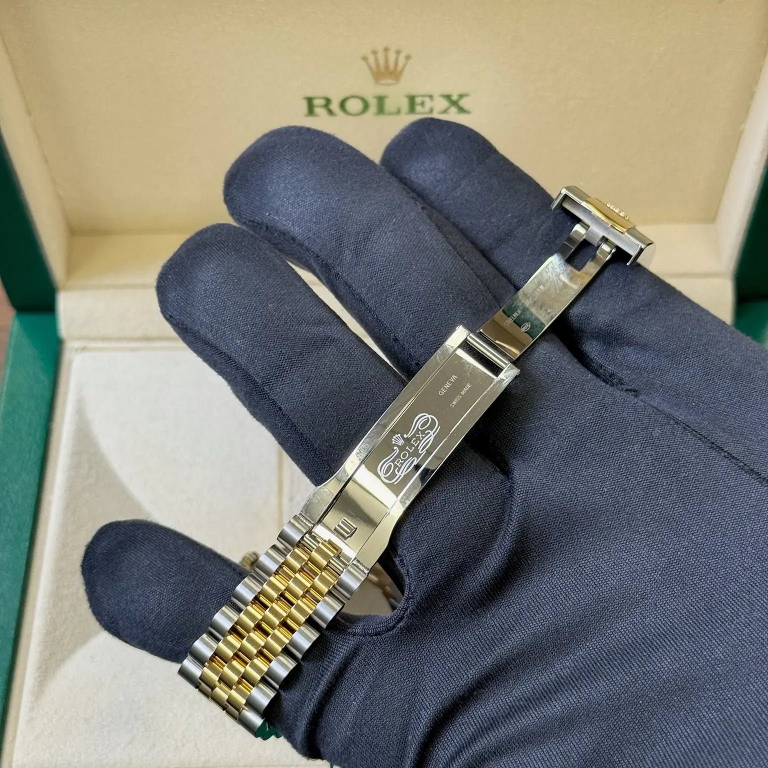 2025 Rolex Datejust 41 Champagne Diamond Dial / 126333 / Two Tone Yellow Gold / Brand New & Unworn / Box & Papers Just Watch It