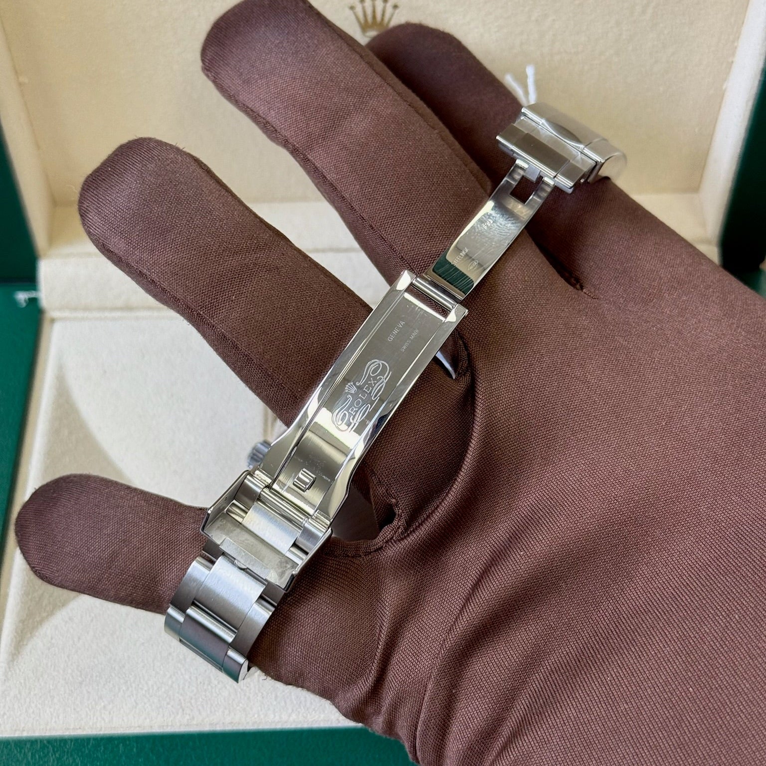 2019 Rolex Submariner Hulk / 116610LN / Steel / Mint Condition / Box & Papers Just Watch It