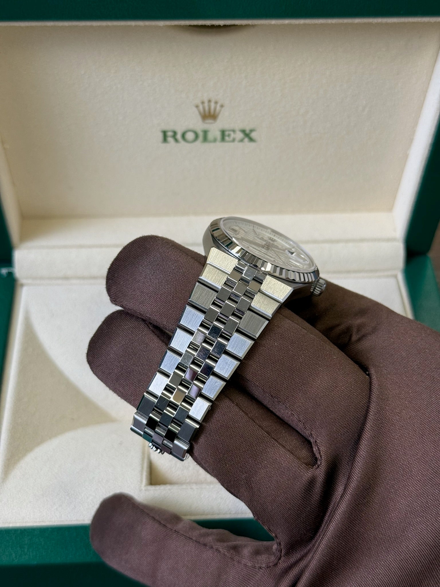 2025 Rolex Land Dweller 36 White Dial / 127234 / Steel / Brand New & Unworn / Box & Papers Just Watch It