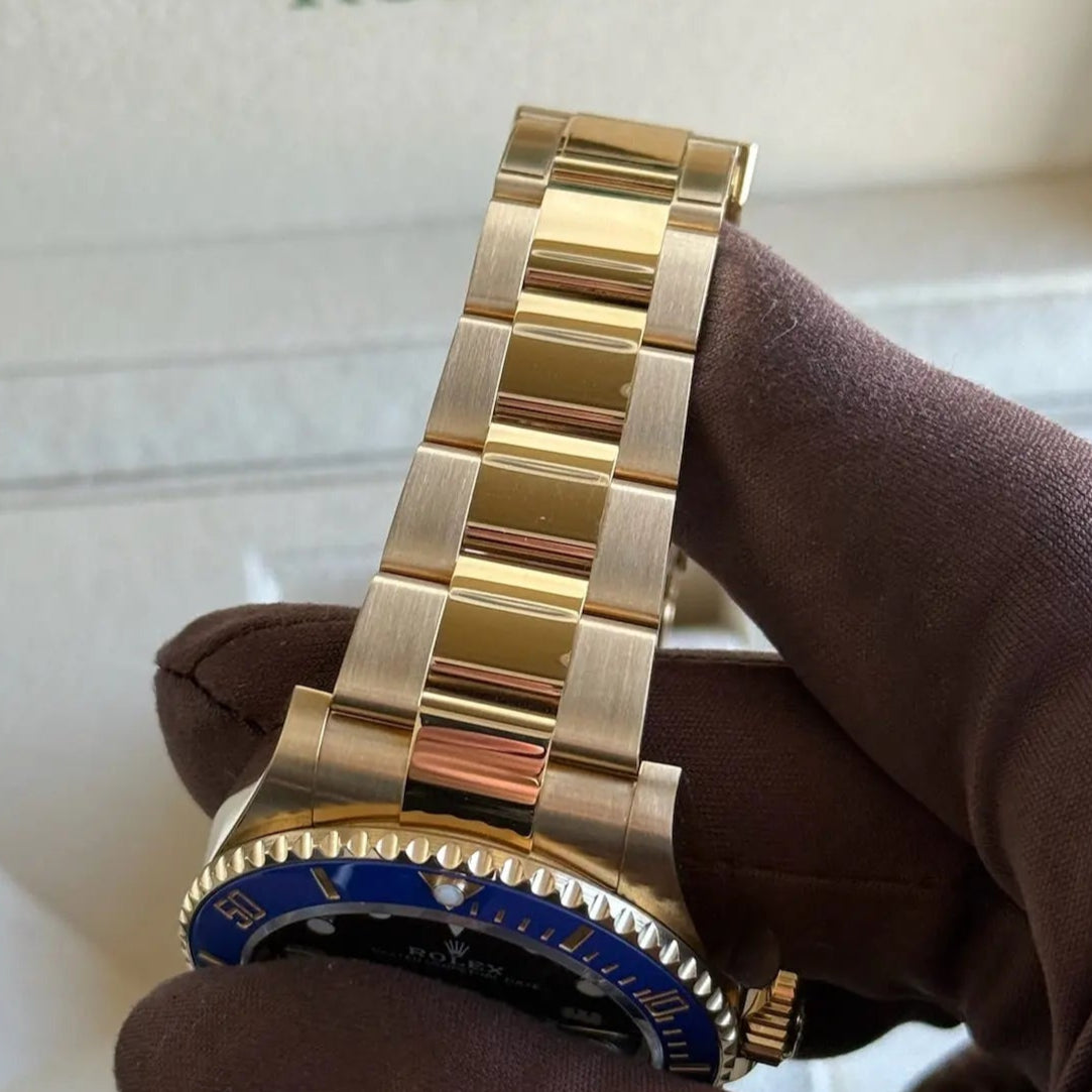 2022 Submariner Date ‘Bluesy’ / 18k Yellow Gold / Mint Condition Just Watch It