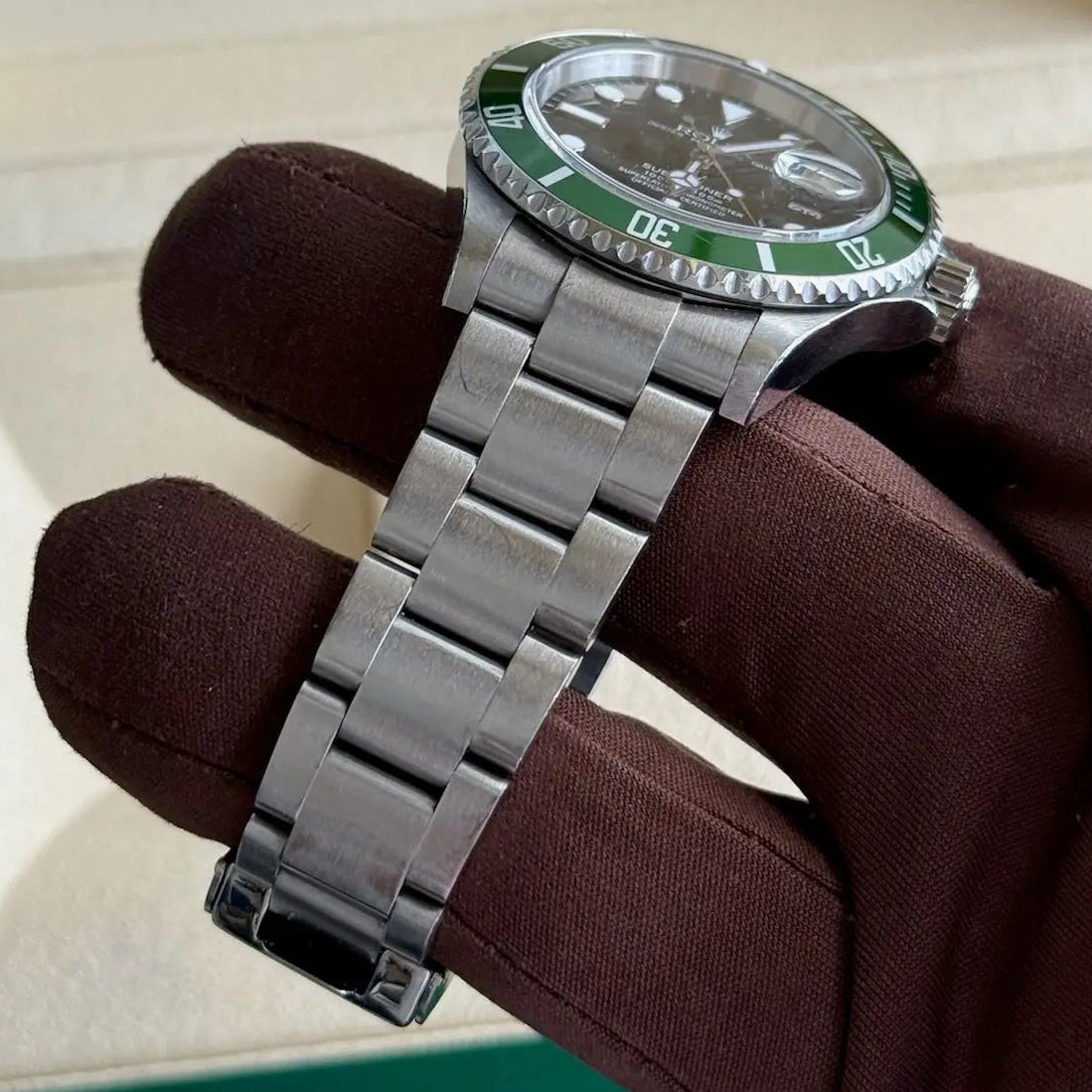 2005 Rolex Submariner Date Kermit / 16610LV / Steel / 40mm / Excellent Condition - Just Watch It