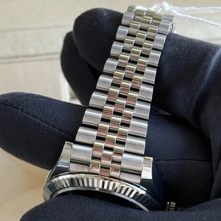 2024 Rolex Datejust 41 Blue Diamond Dial / 126334 / 41mm / Jubilee Band / Like New Just Watch It