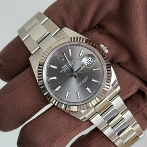 2025 Rolex Datejust 41 Rhodium Dial 126334 / Oyster Bracelet / Steel / Brand New & Unworn
