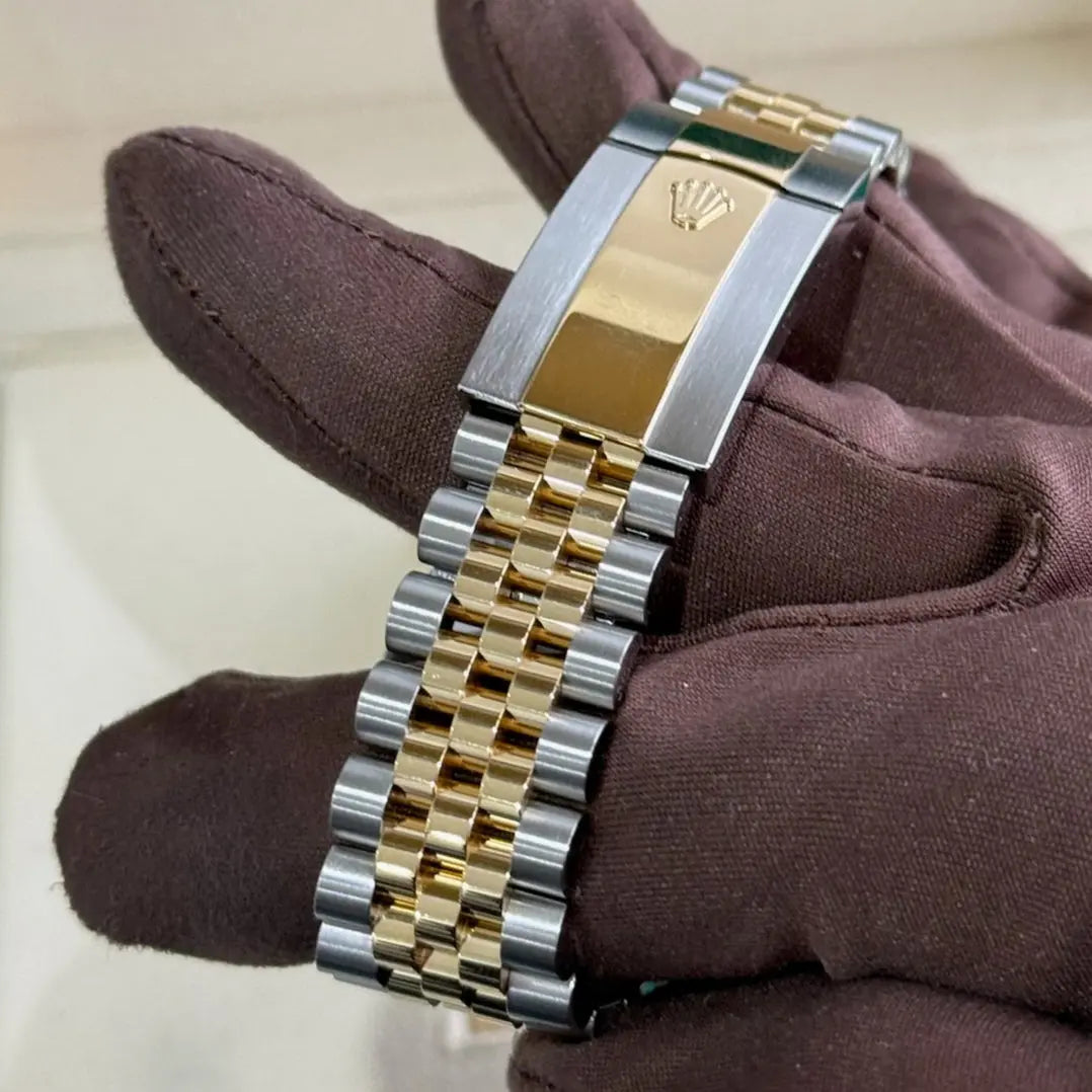 2023 Rolex Sky-Dweller Champagne Dial / 326933 / Two Tone Yellow Gold / Mint Condition / Box & Papers Just Watch It