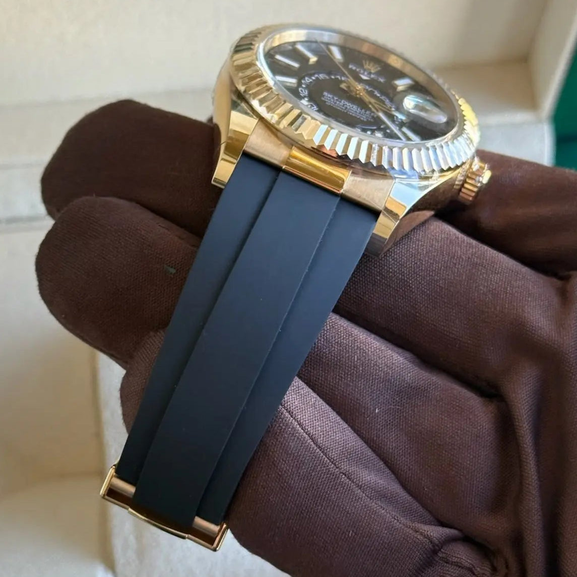 2025 Rolex Sky-Dweller 42 Black Dial / 336238 / 42mm / Yellow Gold on Oysterflex / Brand New & Unworn Just Watch It