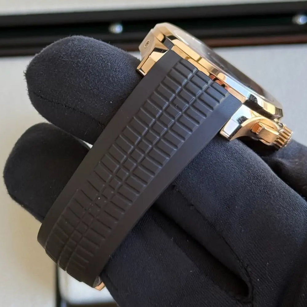 2024 Patek Philippe Aquanaut 5968R-001 / Rose Gold on Brown Rubber strap / 42mm / Like New - Just Watch It