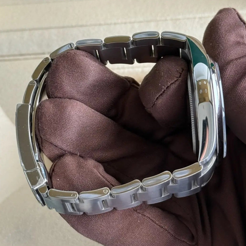 2024 Rolex Oyster Perpetual 41 Green Dial / 124300 / Oyster Bracelet / 41mm / Brand New & Unworn - Just Watch It