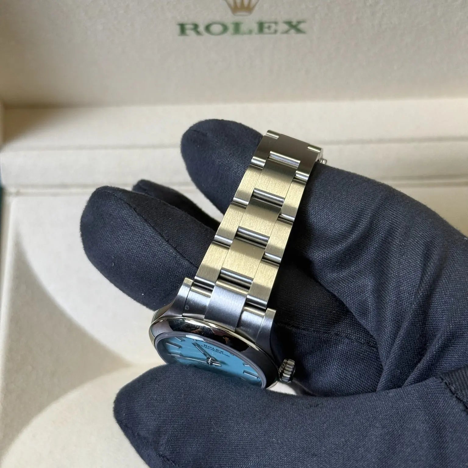 2024 Rolex Oyster Perpetual 31 Tiffany Blue Dial / 227200 / Steel / Like New / Box & Papers Just Watch It